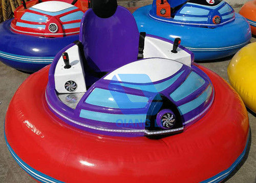 Sicherheits-Freizeitpark-Autoskooters, elektrische Eis UFO-Autoskooters 6-10 km/h Geschwindigkeit fournisseur